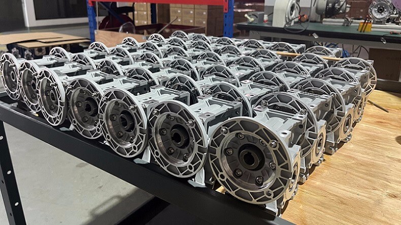 上海艾思捷蝸輪蝸桿減速機(jī)一般作用是什么？